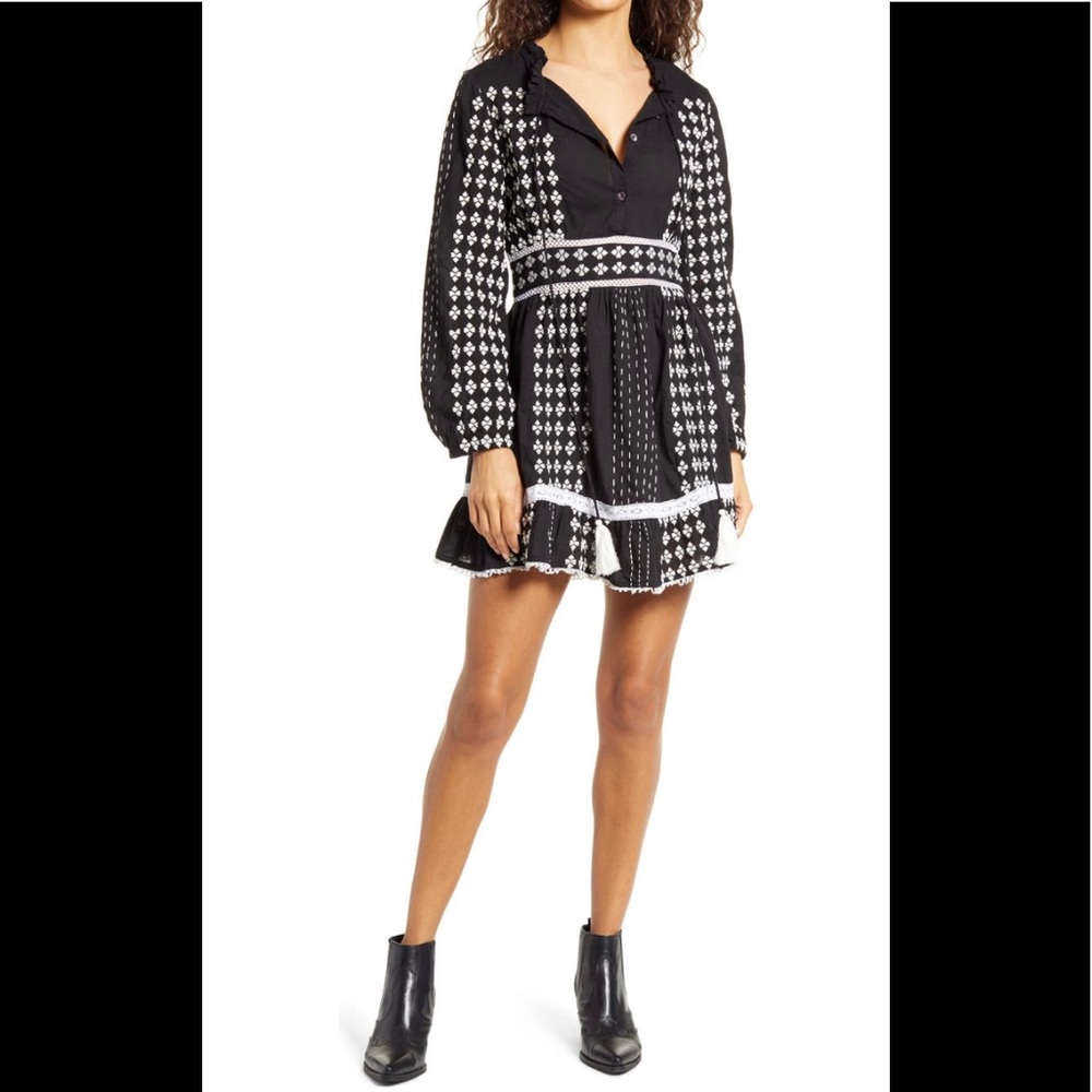 🌟🚫SOLD🚫🌟 Area Stars Embroidered Mini Dress
